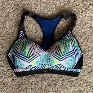 Victoria’s Secret patterned sports bra size 34C